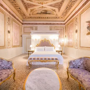 Ca' Bonfadini Historic Experience Venice