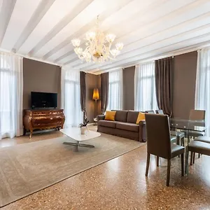 San Teodoro Palace - Luxury Apartments Venice